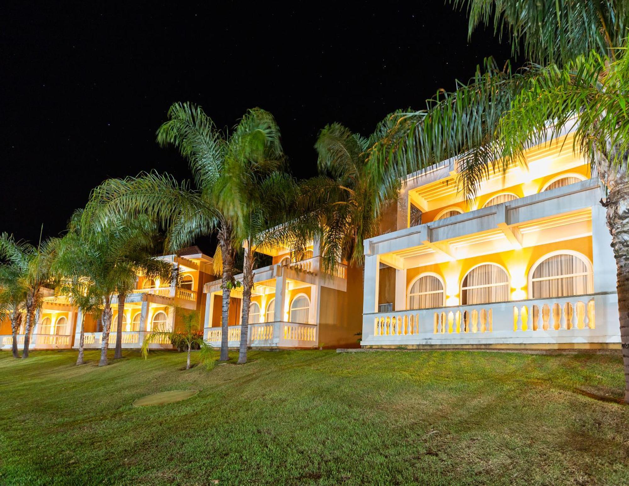 Daj Resort & Marina Ribeirao Claro Bagian luar foto